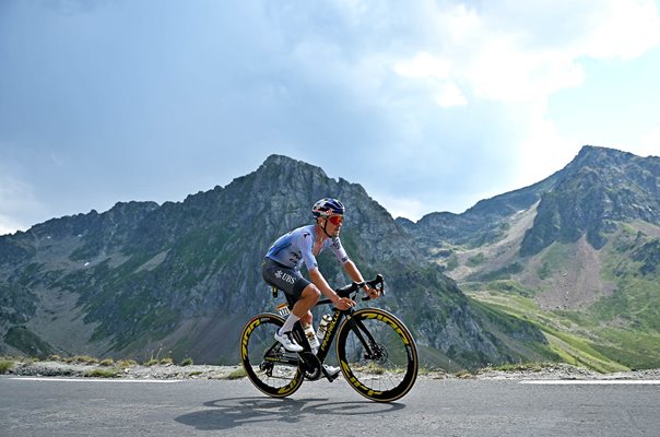 Tom Pidcock of Great Britain Col du Tourmalet Stage 6 Tour de France 2026