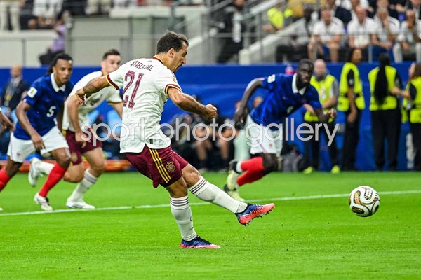 Mikel Oyarzabal Spain scores penalty v France semi final Dallas World Cup 2026