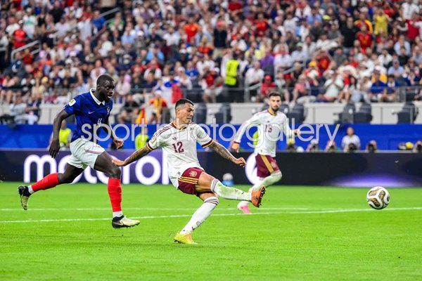 Pedro Porro Spain scores v France semi final Dallas World Cup 2026
