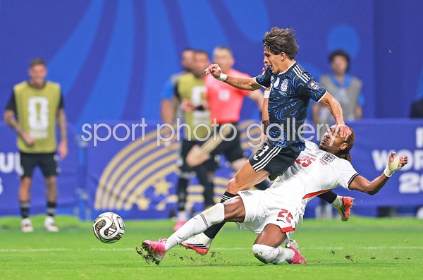 Djed Spence England tackles Giuliano Simeone semi final World Cup 2026
