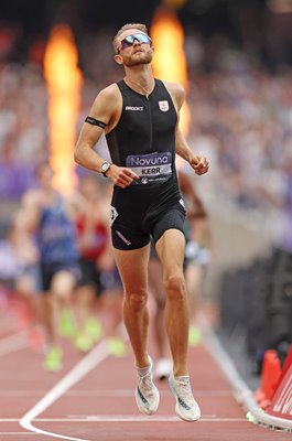 Josh Kerr Great Britain breaks Mile World Record London 2026