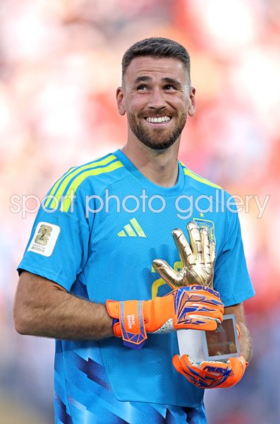 Unai Simon Spain Golden Glove Winner World Cup 2026
