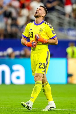 Unai Simon Spain v France World Cup semi final Texas 2026