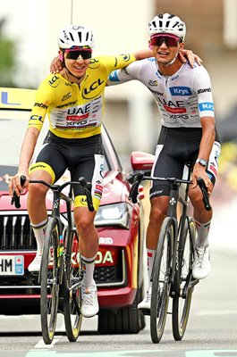 Tadej Pogacar & Isaac Del Toro finish line Stage 20 Tour de France 2026