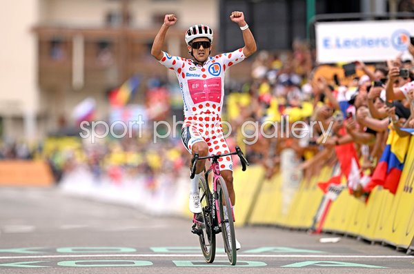 Richard Carapaz Ecuador celebrates Stage 20 Tour de France 2026 