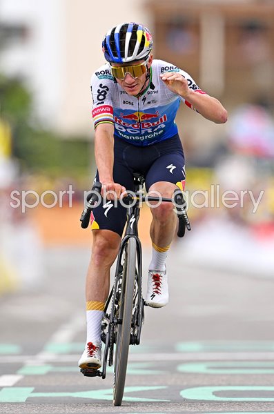 Remco Evenepoel Belgium finish line Stage 20 Tour de France 2026 