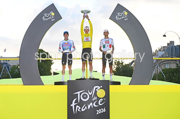 Remco Evenepoel, Tadej Pogacar & Isaac Del Toro Paris Podium Tour 2026