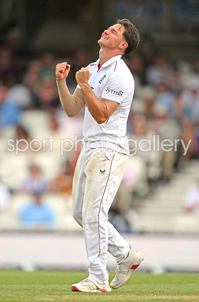 Sonny Baker England celebrates v New Zealand Oval Test 2026