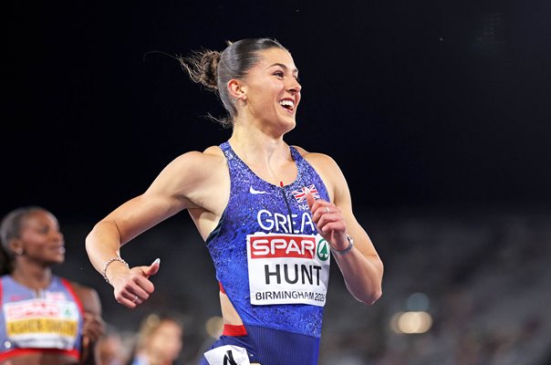 Amy Hunt Great Britain celebrates 100m Gold European Athletics Birmingham 2026