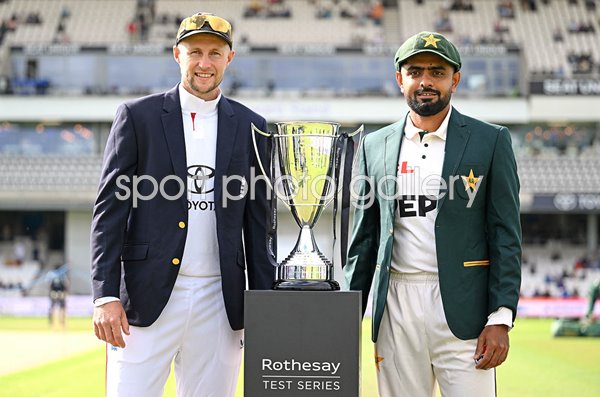England captain Joe Root & Pakistan captain Babar Azam Headingley 2026