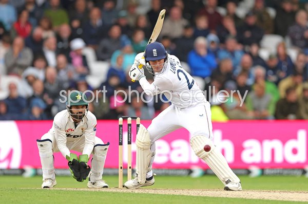 Dan Lawrence England v Pakistan Headingley Test 2026