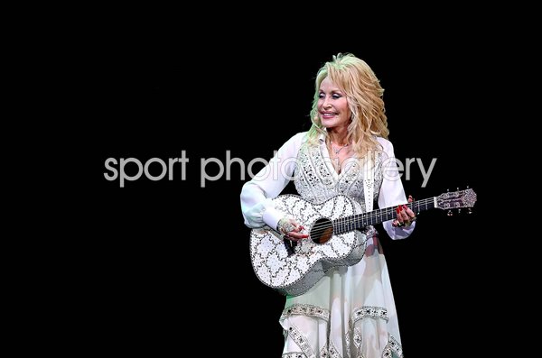 Dolly Parton Melbourne Australia 2014