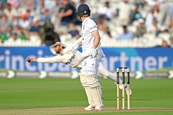 Salman Agha Pakistan catches Jordan Cox England Lord's Test 2026