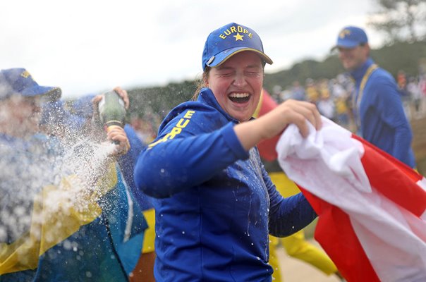 Lottie Woad Europe celebrates key Singles win Solheim Cup 2026