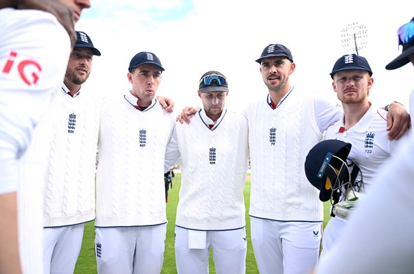 Joe Root England captain huddle v Pakistan Edgbaston Test Match 2026