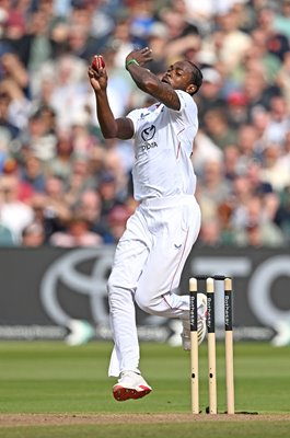 Jofra Archer England bowls v Pakistan Edgbaston Test 2026
