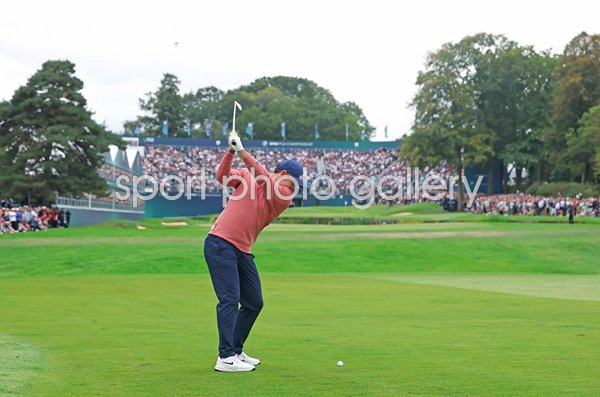 Rory McIlroy 18th hole Eagle Day 3 PGA Championship Wentworth 2026