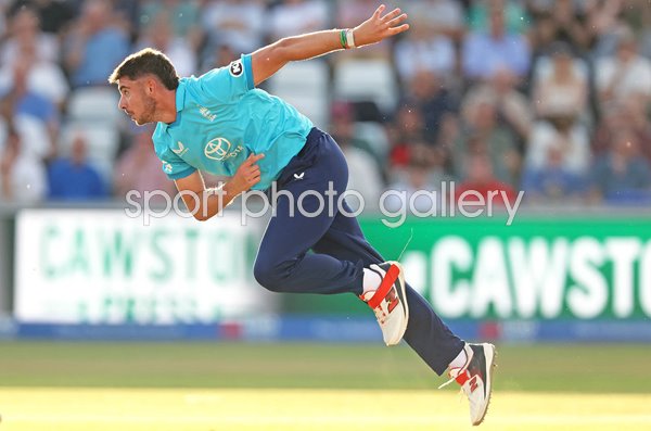 Josh Tongue England bowls v Sri Lanka ODI Durham 2026