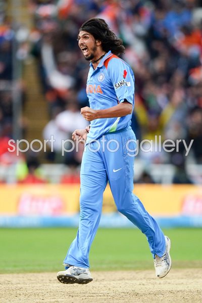 Ishant Sharma India celebrates Champions Trophy Final 2013