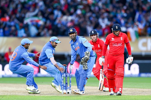 India snatch victory - ICC Champions Trophy 2013