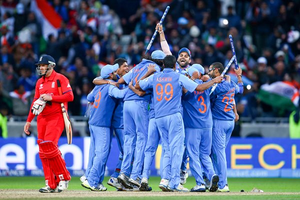 India win ICC Champions Trophy 2013