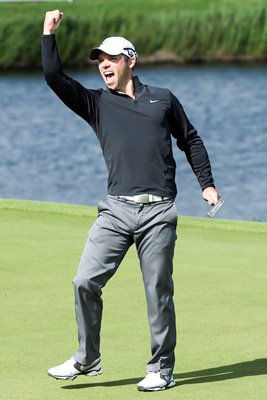 Paul Casey Eagles 18th hole to win Irish Open 2013
