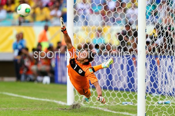 Fernando Muslera Uruguay v Italy Confederations Cup Brazil 2013
