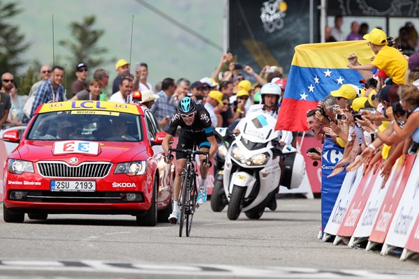 Chris Froome wins Stage 8 Tour de France 2013