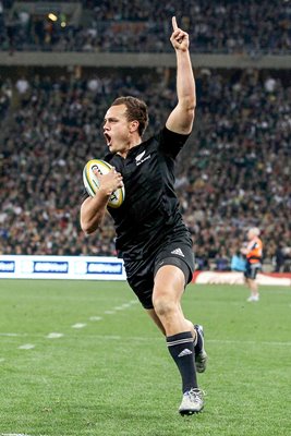 Israel Dagg scores winner in South Africa