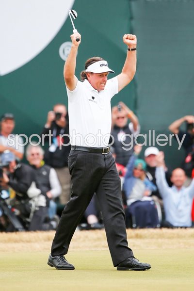 Phil Mickelson birdies the 18th Open Muirfield 2013