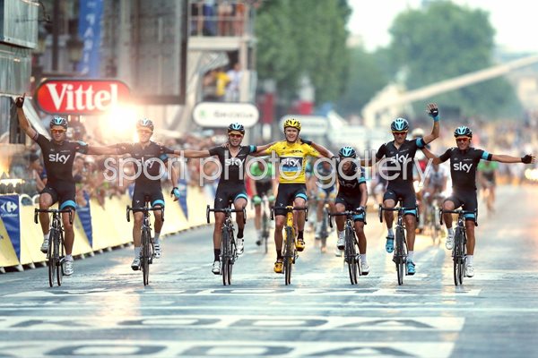 2013 Tour Champion Chris Froome with Sky Team Mates Paris