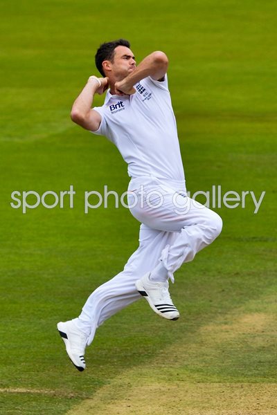 James Anderson England bowls Lords 2013