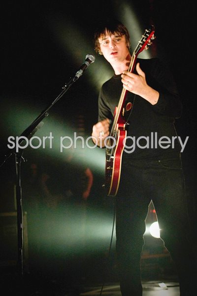 The Libertines perform - Pete Doherty 