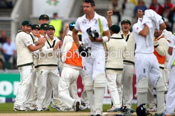 Australia celebrate Pietersen wicket Ashes 2013