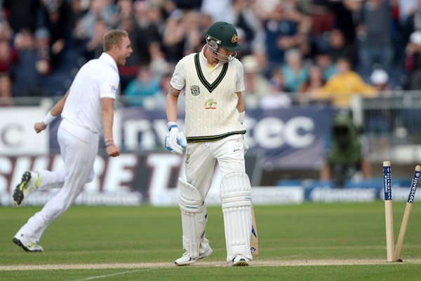 Stuart Broad bowls Michael Clarke 4th Ashes Test 2013