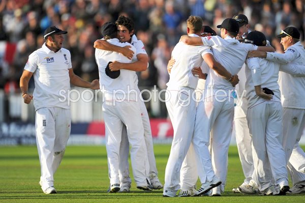 Ashes 2013 Moment of Victory for England