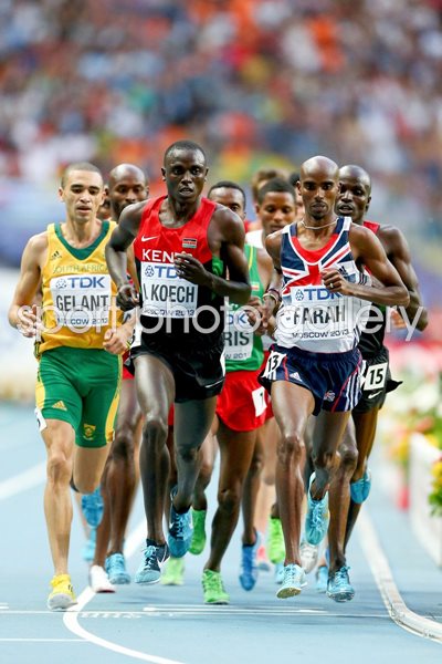 Mo Farah wins Gold 5,000m Gold Worlds Moscow 2013
