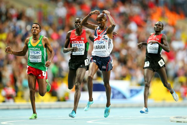 Mo Farah wins 5000m World Athletics Moscow 2013