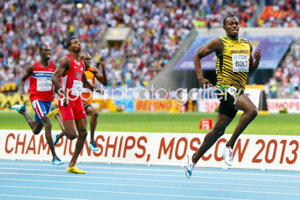 Usain Bolt wins World Championship Gold 200m Moscow 2013 