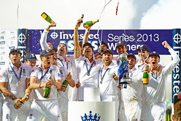 2013 Ashes Winners England 