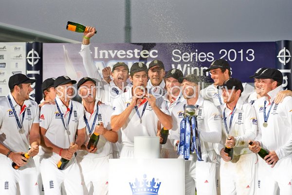 2013 Ashes Series Winners England 