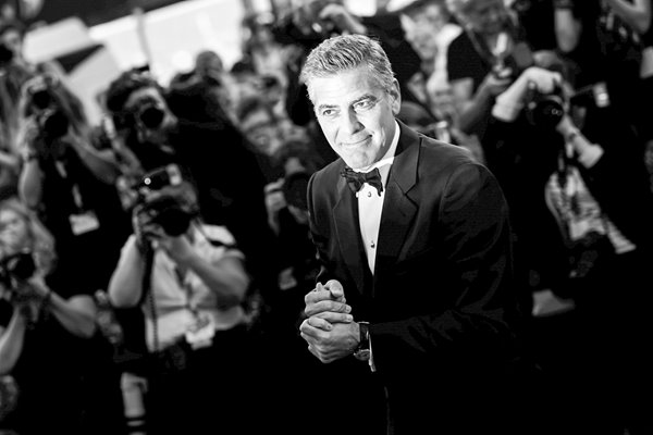 George Clooney and paparazzi