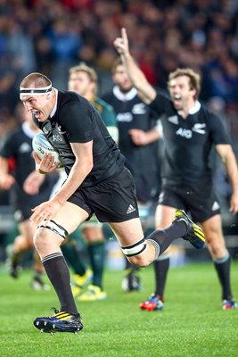 Brodie Retallick New Zealand v South Africa Auckland 2013