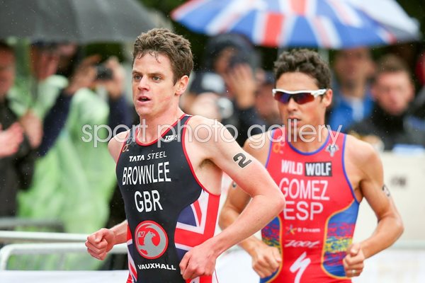Javier Gomez & Jonny Brownlee World Triathlon London 2013