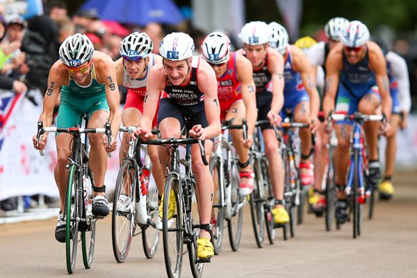 Alistair Brownlee Bike Phase London Triathlon 2013