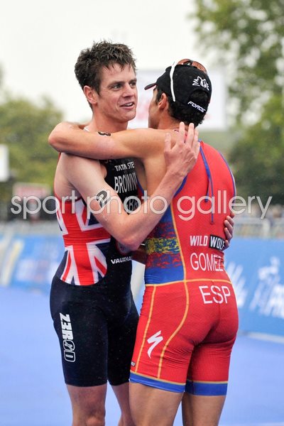 Javier Gomez & Jonny Brownlee World Triathlon London 2013