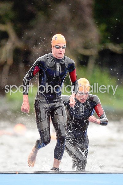 Alistair & Jonny Brownlee Swim Phase London Triathlon 2013