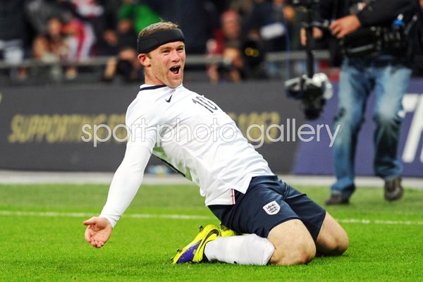 Wayne Rooney scores England v Montenegro Wembley 2014
