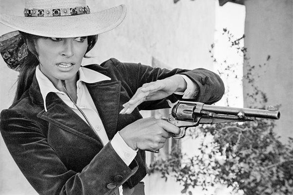 Raquel Welch In Bandolero 1967