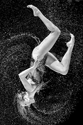  Synchronized Swimming Women B&W